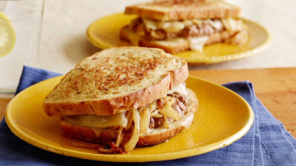 7 Simple Steps To Make The Best Patty Melts At Home