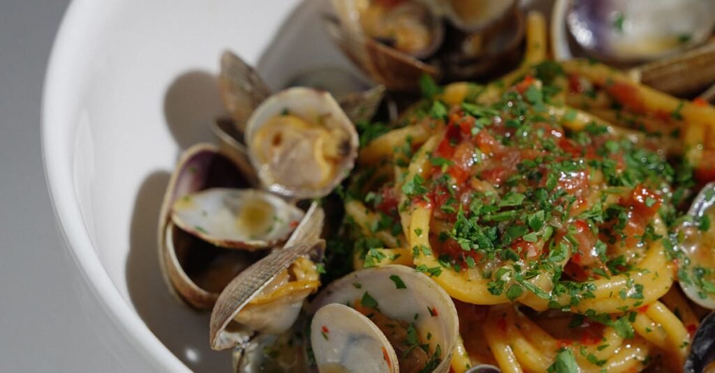 10 Secrets to Hosting the Perfect New England Clam Bake: A Complete Guide