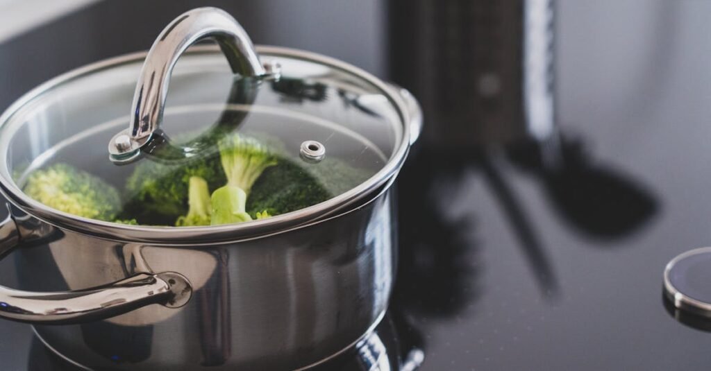 7 Simple Steps: How Long to Boil Broccoli for Perfect Texture Every Time!